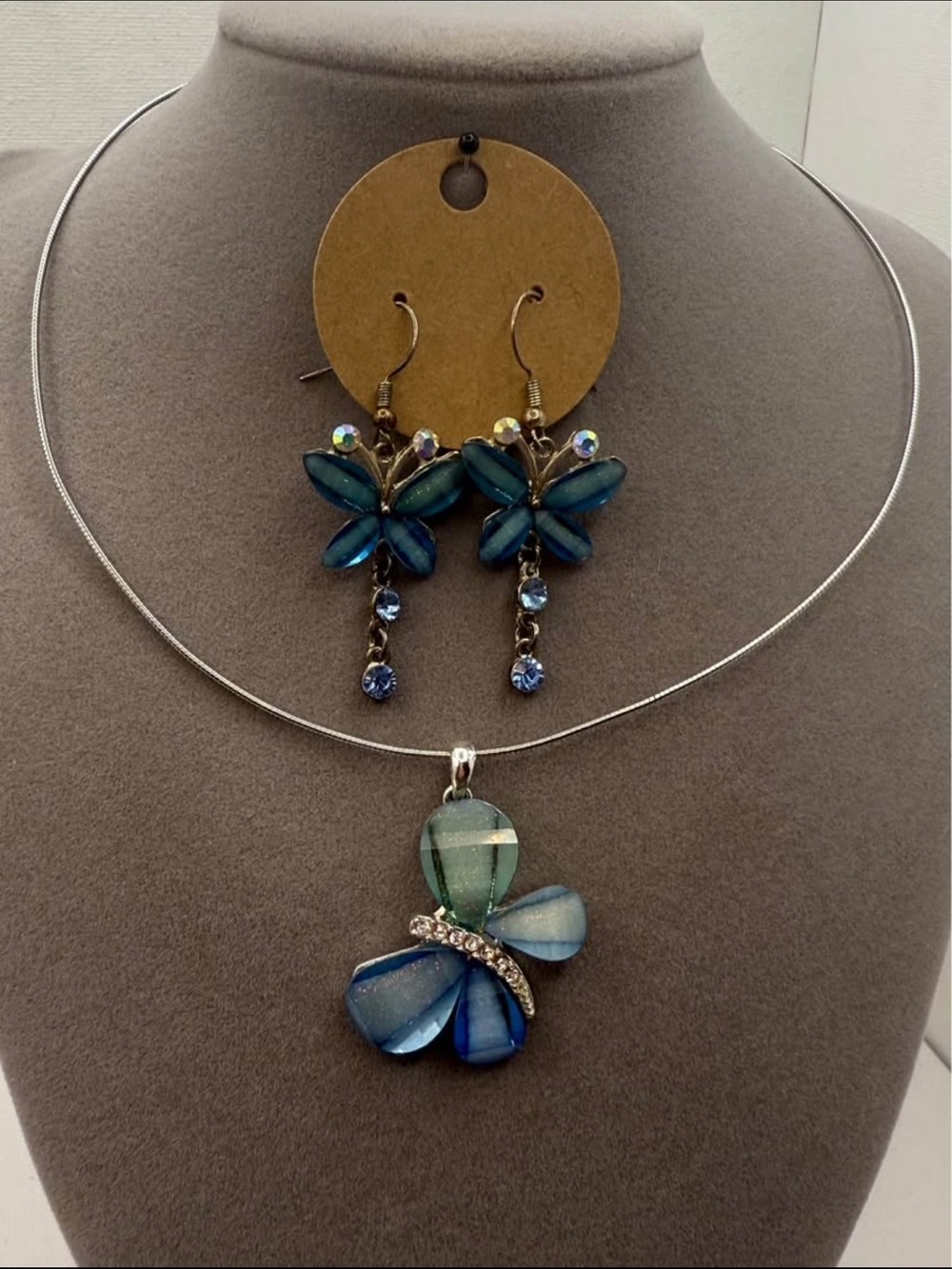 Blue Glass Flower Pendant Necklace & Butterfly Dangle Earrings  Silver Tone